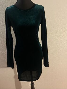 Windsor Dark Green Velvet Long Sleeve Bodycon Dress